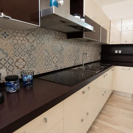 فيلة Chiale